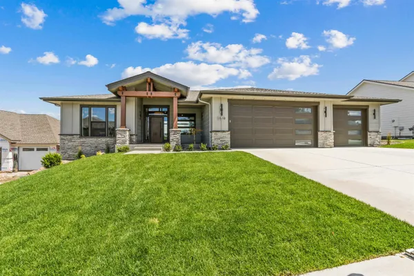 $1,199,900 | 1519 South Steen Lane, Spokane Valley, WA 99037