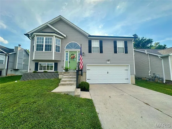 $269,900 | 1679 Waters Edge Way, Pevely, MO 63070