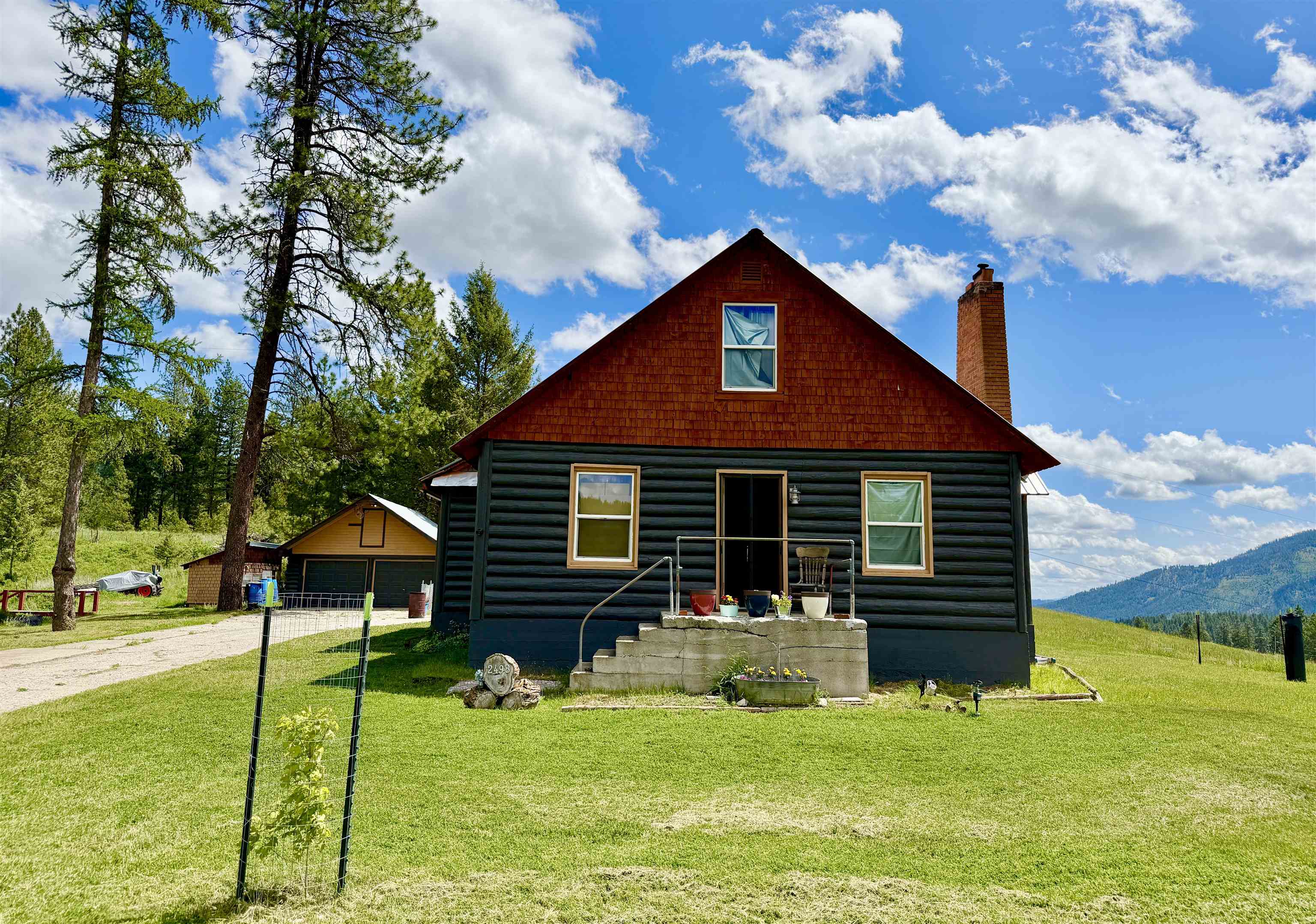 2498 Burgess Road Addy, WA 99101 - Photo 2 of 50
