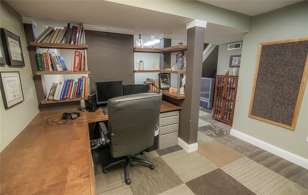 629 South Center Street Pendleton, IN 46064 - Photo 21 of 24 Gallery Image 21