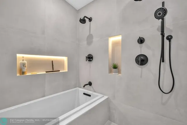 $2,500,000 | 120 Northeast 25th Street, Miami, FL 33137