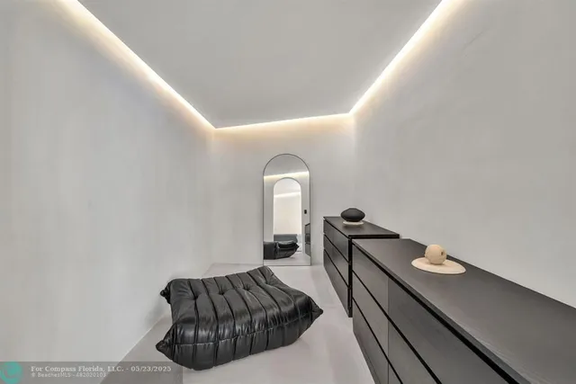 $2,500,000 | 120 Northeast 25th Street, Miami, FL 33137