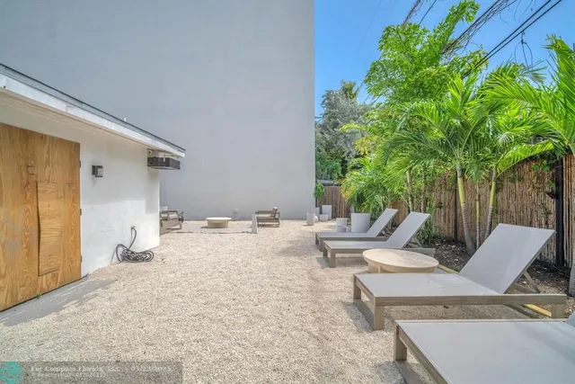 $2,500,000 | 120 Northeast 25th Street, Miami, FL 33137