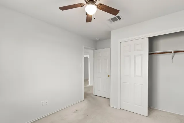 $250,000 | 17816 Honey Locust Lane, Elgin, TX 78621