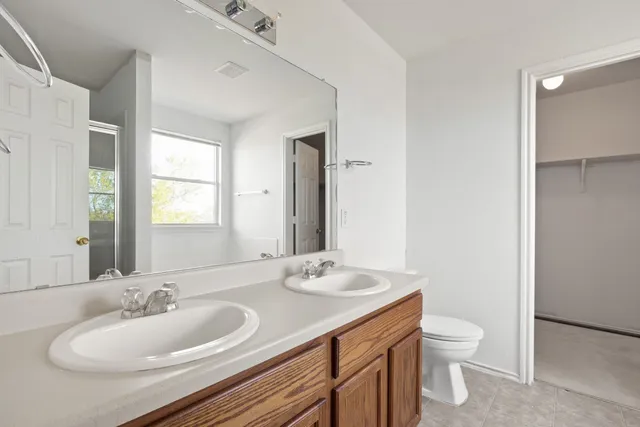 $250,000 | 17816 Honey Locust Lane, Elgin, TX 78621