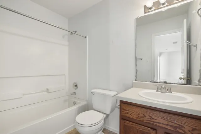 $250,000 | 17816 Honey Locust Lane, Elgin, TX 78621