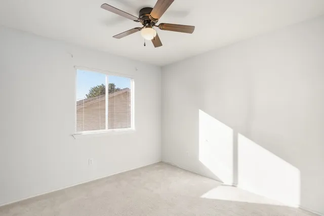 $250,000 | 17816 Honey Locust Lane, Elgin, TX 78621