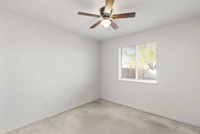 $250,000 | 17816 Honey Locust Lane, Elgin, TX 78621