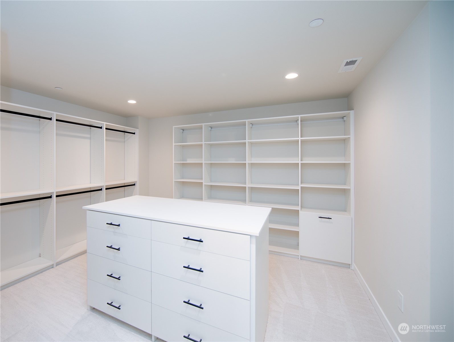 8823 194th Street Southwest Edmonds, WA 98026 - Photo 20 of 35 Gallery Image 20