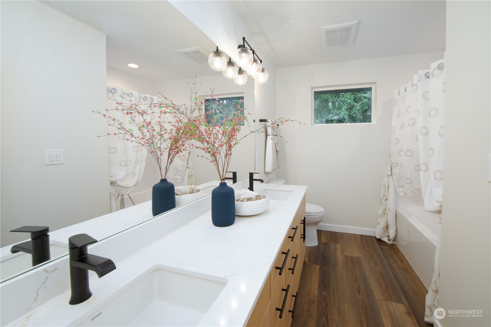 8823 194th Street Southwest Edmonds, WA 98026 - Photo 24 of 35 Gallery Image 24