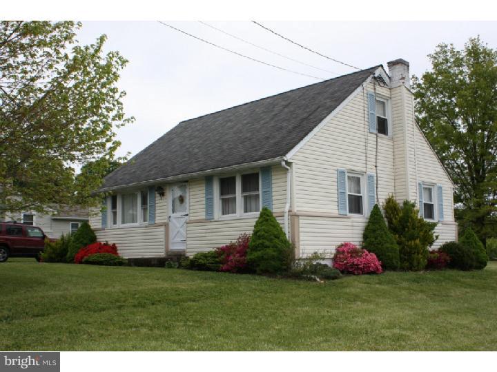 2538 Rhoads Road Gilbertsville, PA 19525 - Photo 3 of 25 Exterior Side