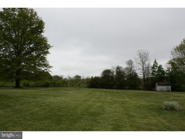 2538 Rhoads Road Gilbertsville, PA 19525 - Photo 22 of 25 Back Yard