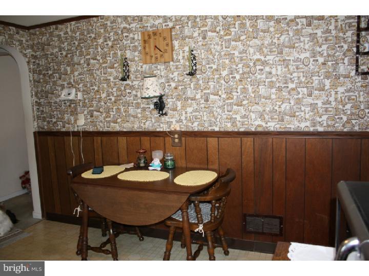 2538 Rhoads Road Gilbertsville, PA 19525 - Photo 5 of 25 Kitchen