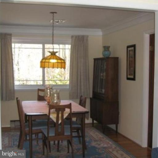 866 Shore Acres Road Arnold, MD 21012 - Photo 7 of 14 Dining Room