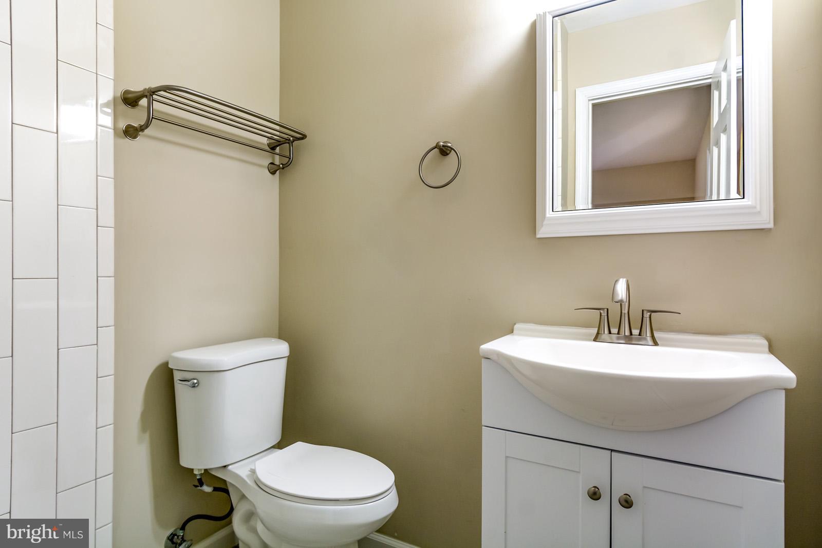 7401 Baldwin Ridge Road Warrenton, VA 20187 - Photo 14 of 30 Bath (Master)