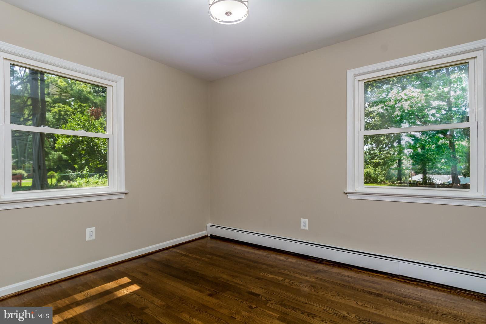 7401 Baldwin Ridge Road Warrenton, VA 20187 - Photo 17 of 30 Bedroom