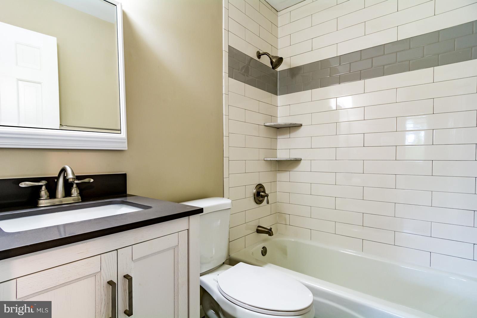 7401 Baldwin Ridge Road Warrenton, VA 20187 - Photo 24 of 30 Bath