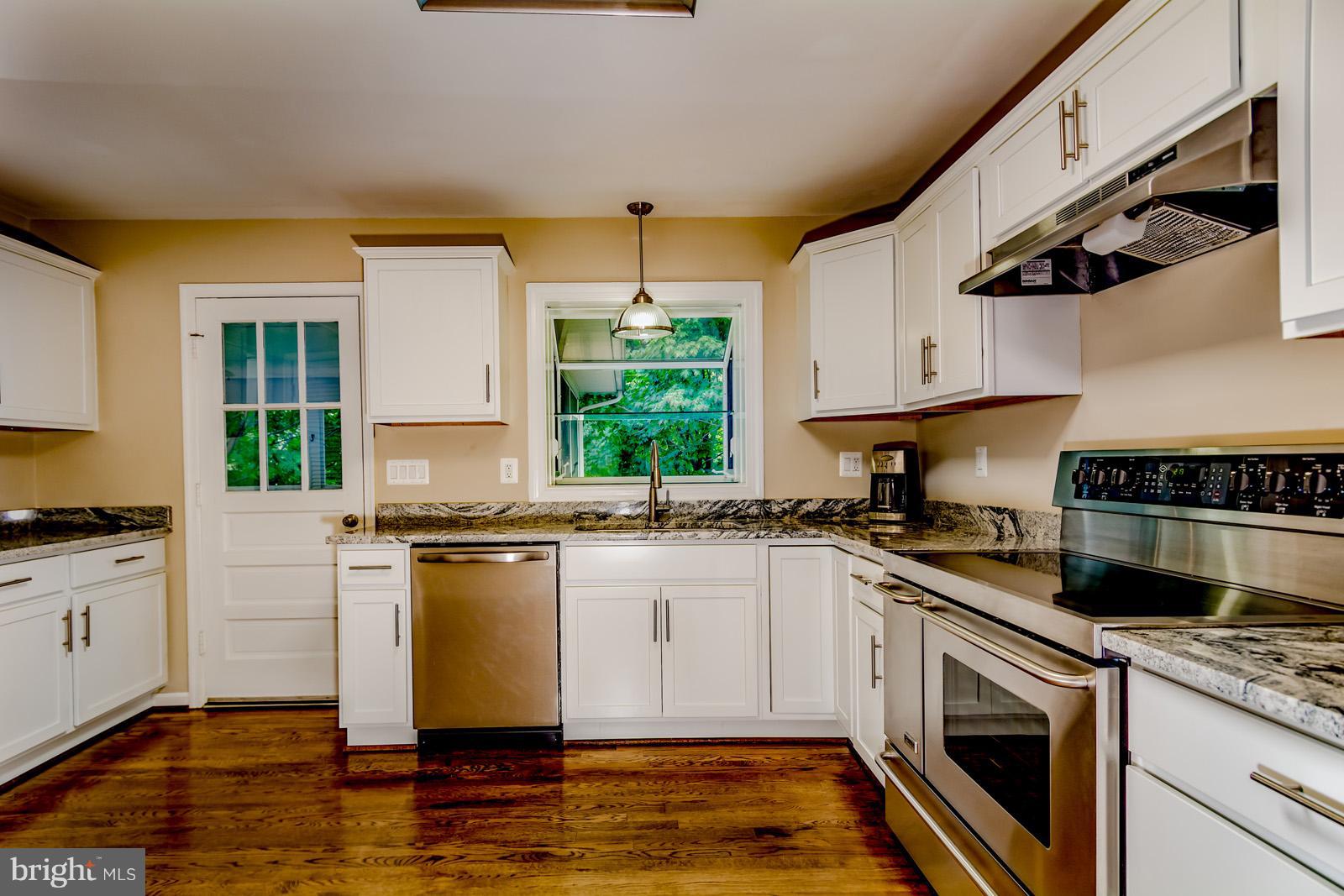 7401 Baldwin Ridge Road Warrenton, VA 20187 - Photo 8 of 30 Kitchen