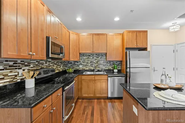 $327,500 | 1950 Logan Street, Unit 408, Denver, CO 80203