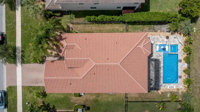 $695,000 | 3011 Strada Court, Royal Palm Beach, FL 33411