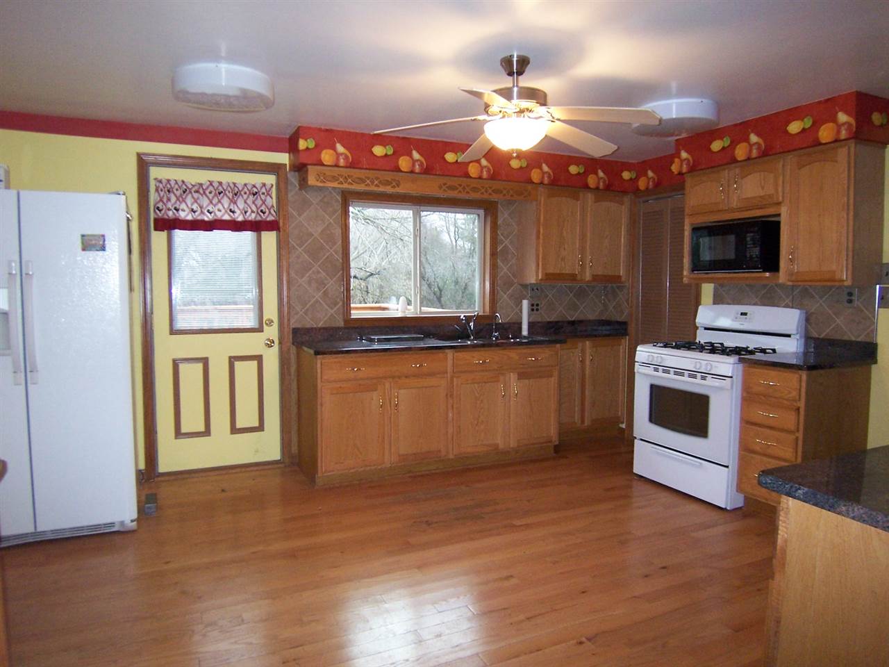 6927 Middle Road South Beloit, IL 61080 - Photo 4 of 17 Gallery Image 4