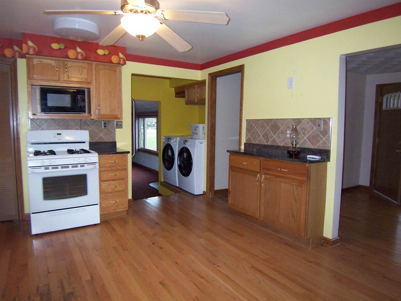 6927 Middle Road South Beloit, IL 61080 - Photo 5 of 17 Gallery Image 5