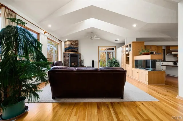 $799,000 | 441 Brown Road, Frankfort, NY 13340