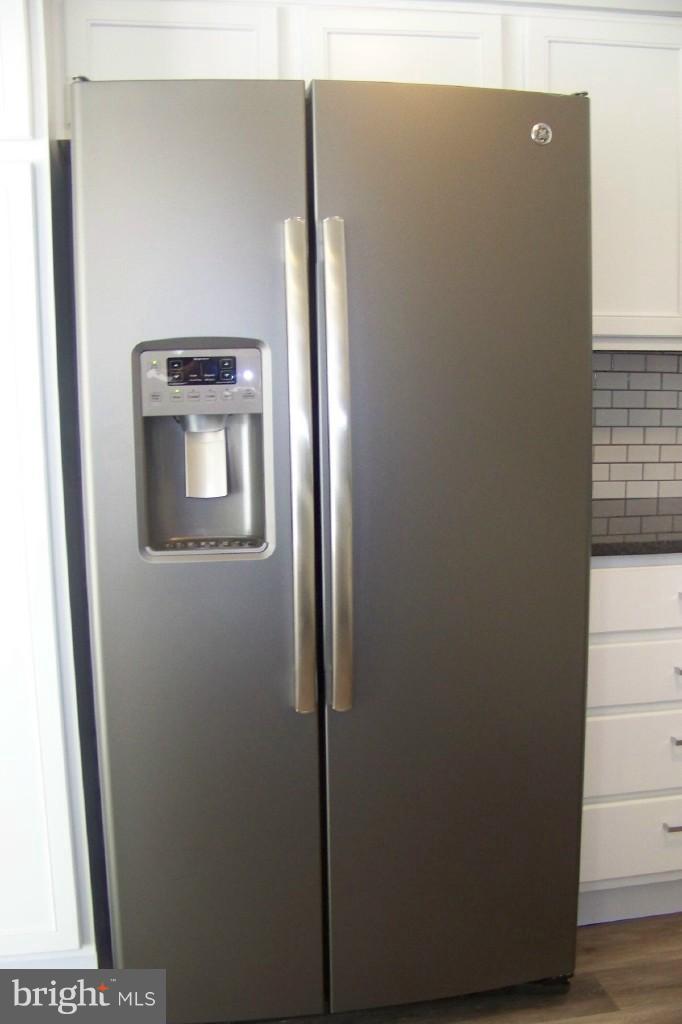 8442 Bedford Road Pasadena, MD 21122 - Photo 9 of 24 New Side by Side Refrigerator