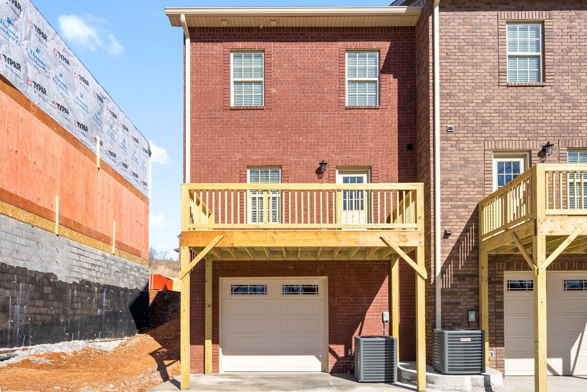 500 Peachers Mill Road, Unit C1 Clarksville, TN 37042 - Photo 28 of 31 a view of a house with a balcony