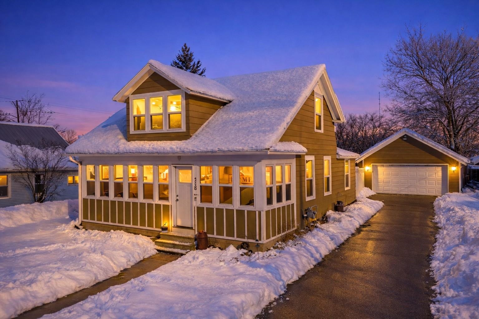 118 North Johnson Street Berlin, WI 54923 - Photo 1 of 34