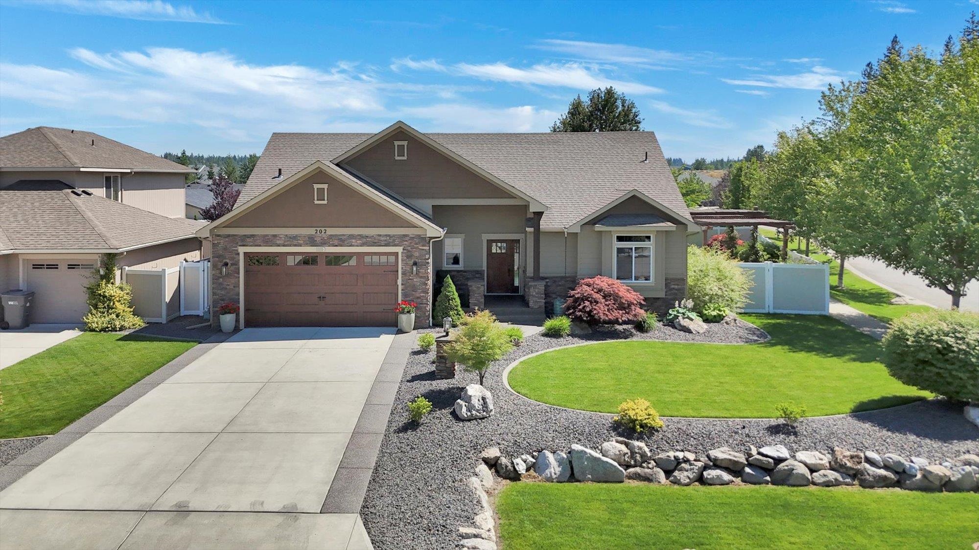 202 East Alexa Court Spokane, WA 99208 - Photo 2 of 31