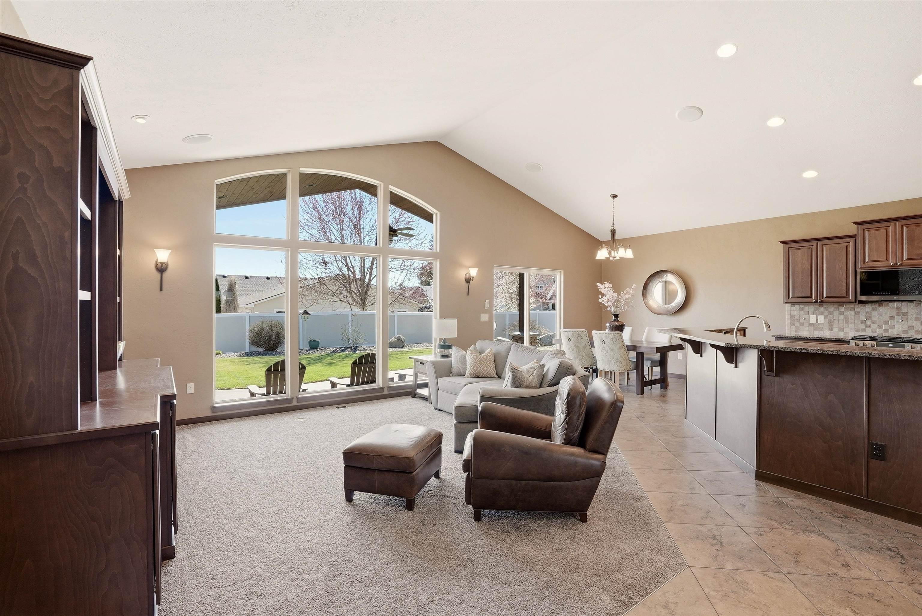 202 East Alexa Court Spokane, WA 99208 - Photo 4 of 31