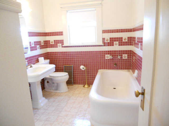 864 Green Valley Road Watsonville, CA 95076 - Photo 10 of 25 a bathroom with a sink toilet and shower