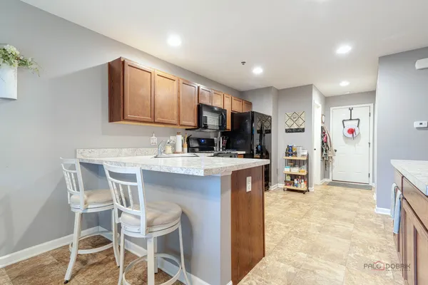 $299,900 | 7058 Hidden Green Circle, Fox Lake, IL 60020