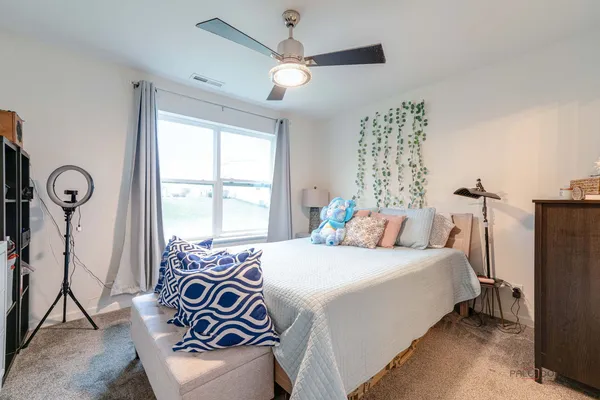 $299,900 | 7058 Hidden Green Circle, Fox Lake, IL 60020