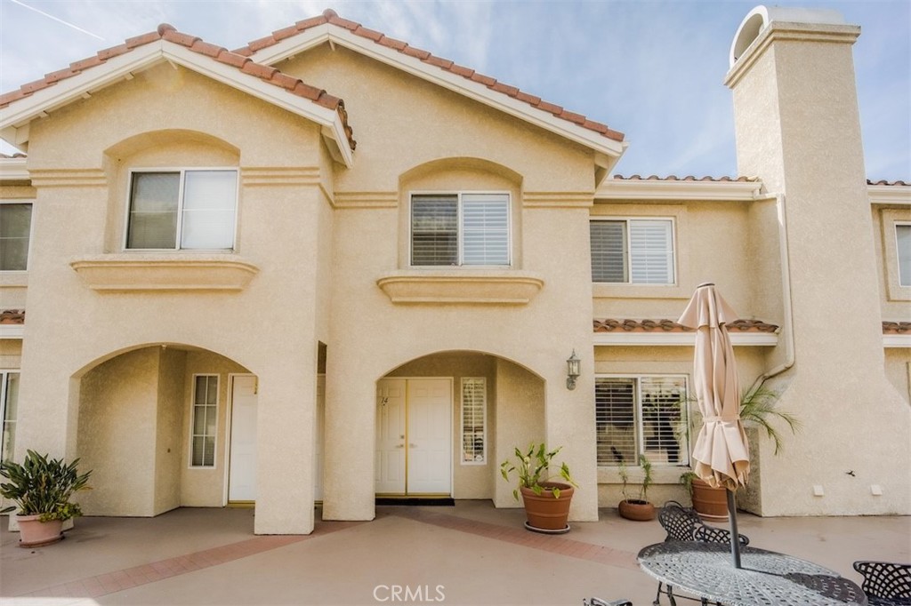 201 Laurel Avenue, Unit 14 Brea, CA 92821 - Photo 2 of 26