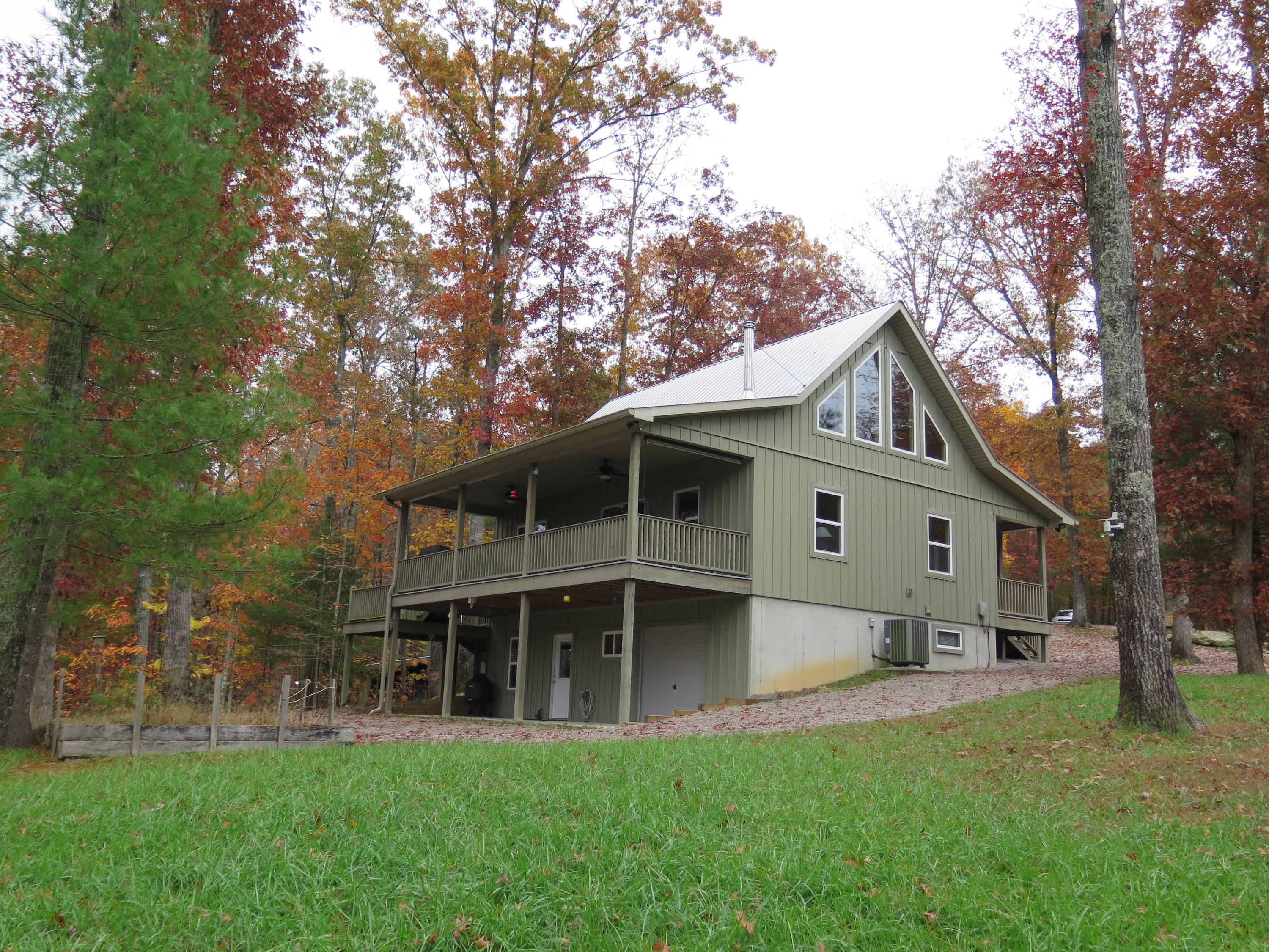 750 End Of Trail Road Allardt, TN 38504 - Photo 2 of 39 IMG_0269
