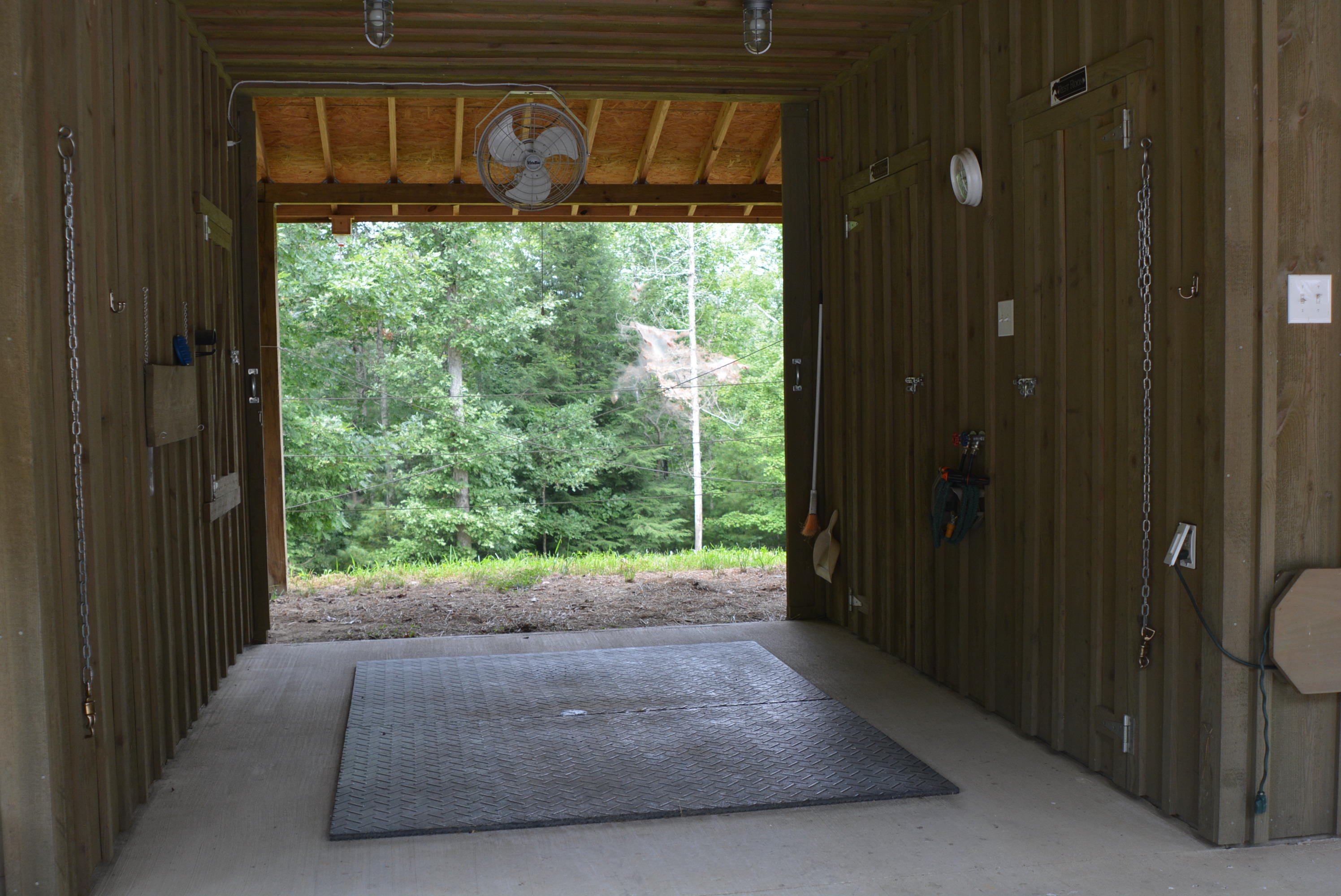 750 End Of Trail Road Allardt, TN 38504 - Photo 10 of 39 DSC_0558