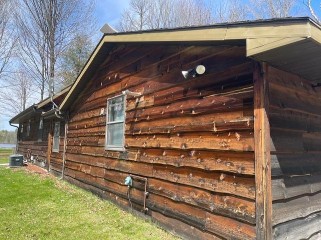 12631 McComb Lake Road Mountain, WI 54149 - Photo 8 of 40