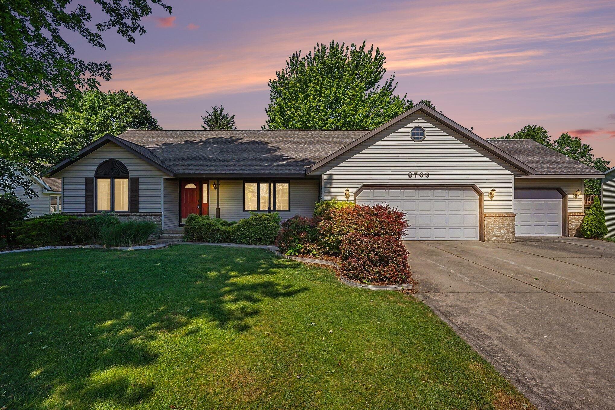 8763 Astro Drive Jenison, MI 49428 - Photo 1 of 38 dsc08709-twilight