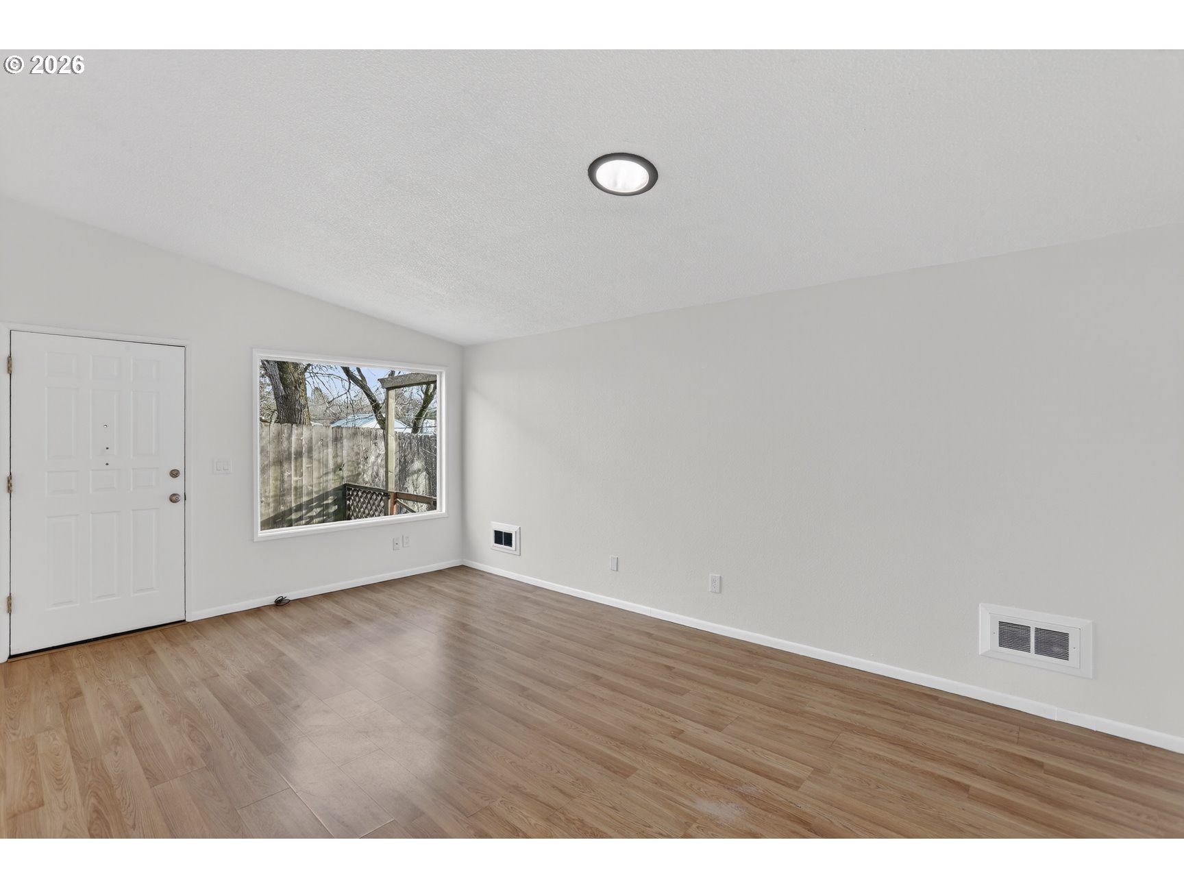 2701 Southwest Spring Garden Street Portland, OR 97219 - Photo 7 of 25