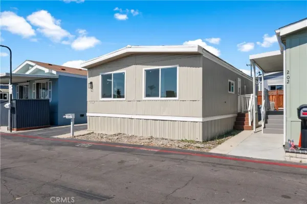 $146,900 | 23701 Western, Unit 201, Torrance, CA 90501