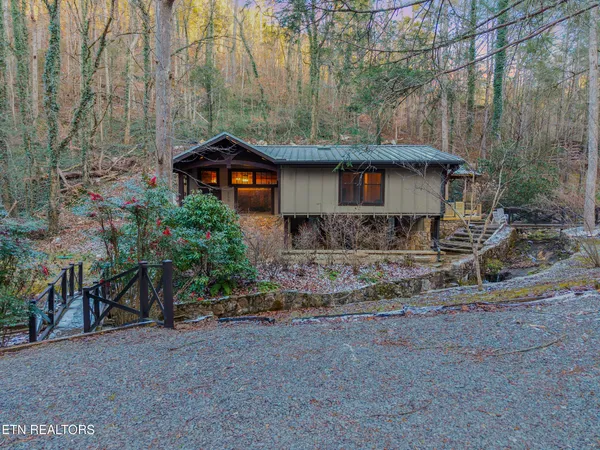 $675,000 | 259 Black Mash Hollow Road, Townsend, TN 37882
