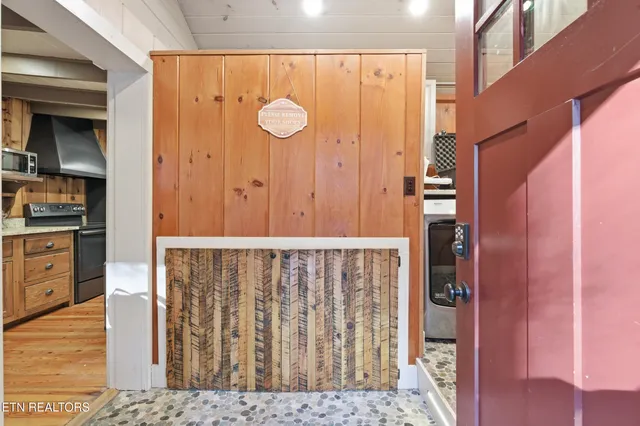 $675,000 | 259 Black Mash Hollow Road, Townsend, TN 37882