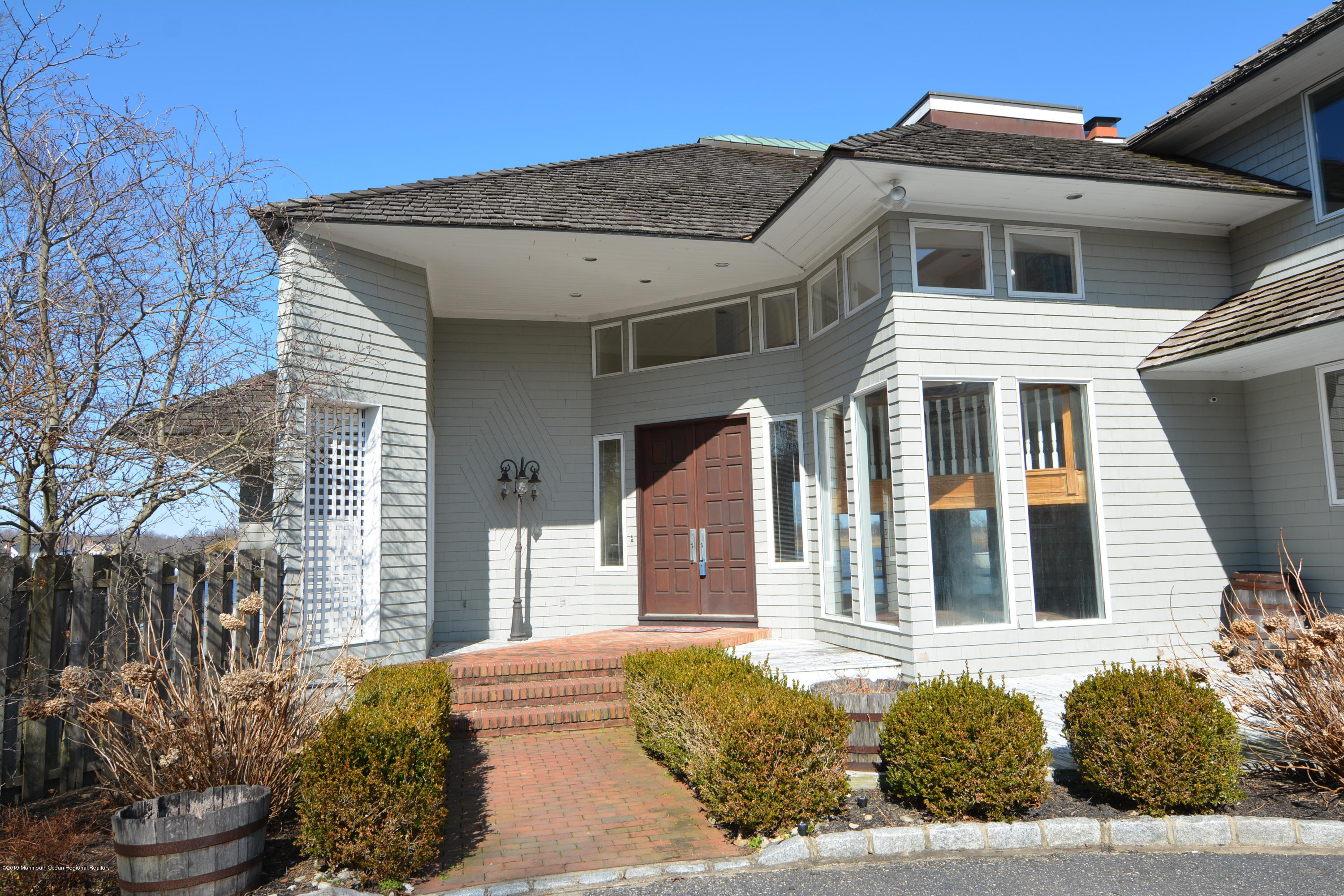 655 Little Silver Point Road Little Silver, NJ 07739 - Photo 4 of 53 DSC_3365