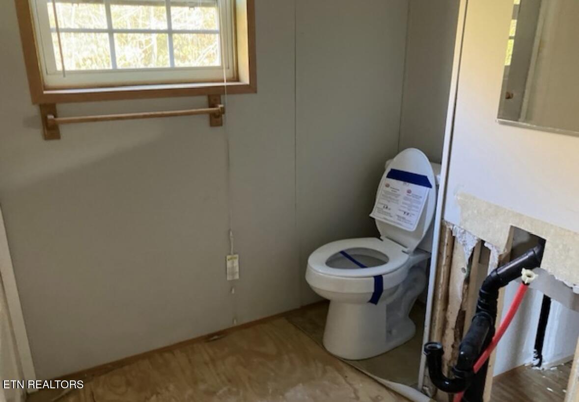 1266 Rock House Road Pioneer, TN 37847 - Photo 12 of 17 IMG_1326