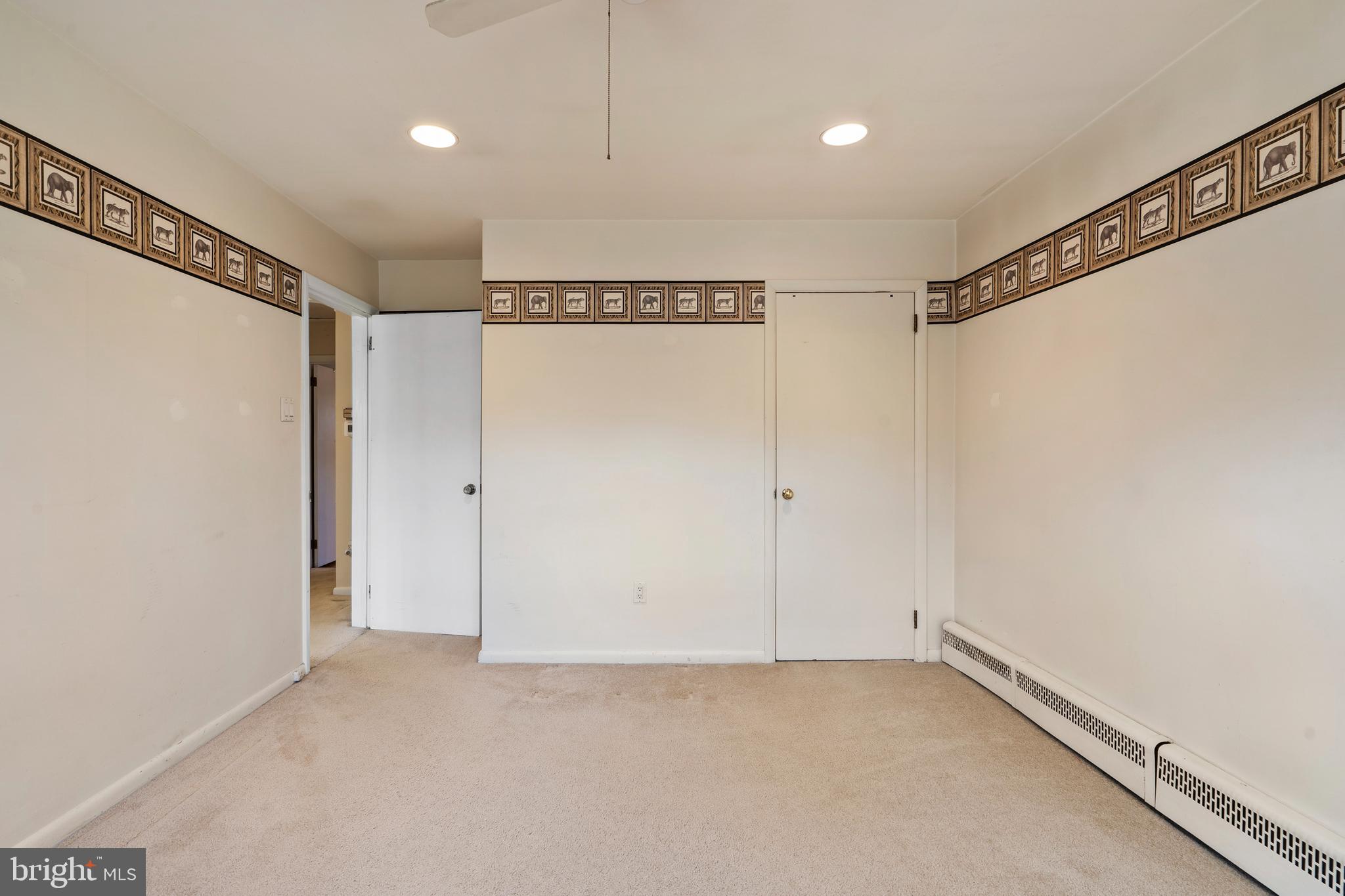 1064 Irvin Road Huntingdon Valley, PA 19006 - Photo 18 of 38