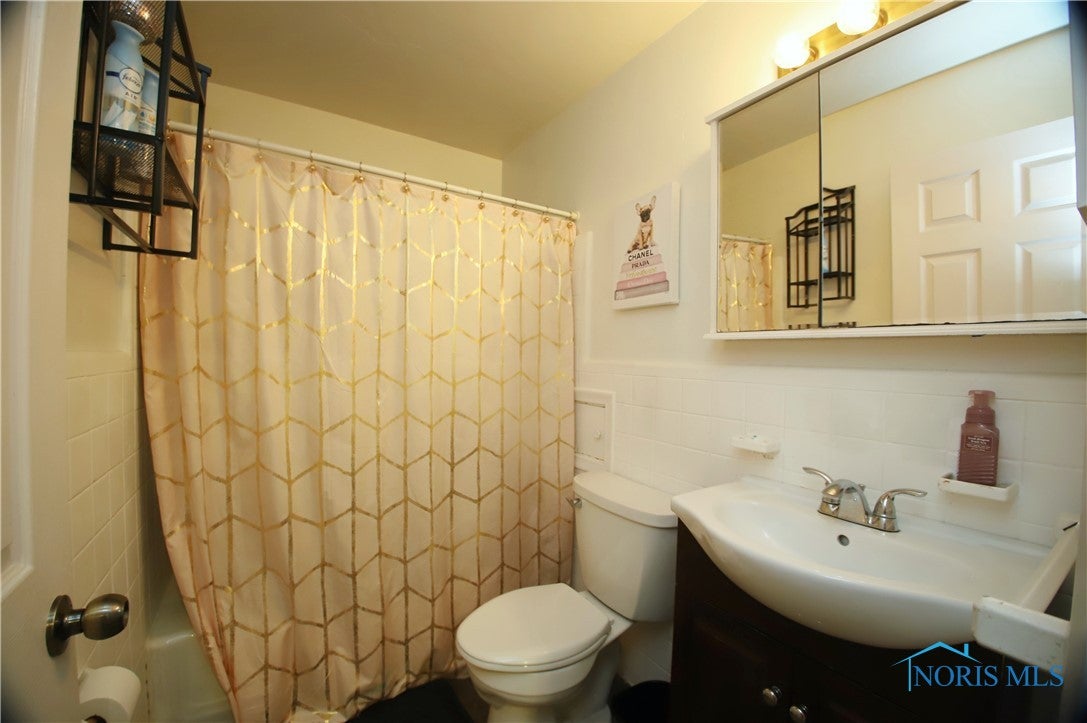 2851 Wyndale Road Toledo, OH 43613 - Photo 24 of 48 Gallery Image 24