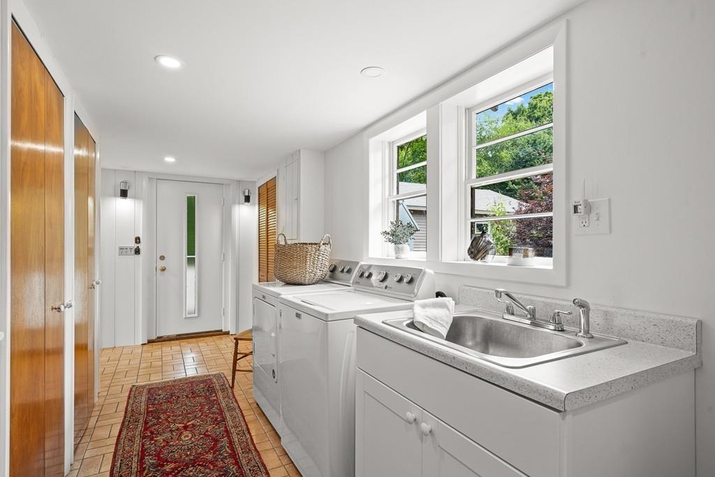 97 High Street Stoneham, MA 02180 - Photo 34 of 41 Gallery Image 34