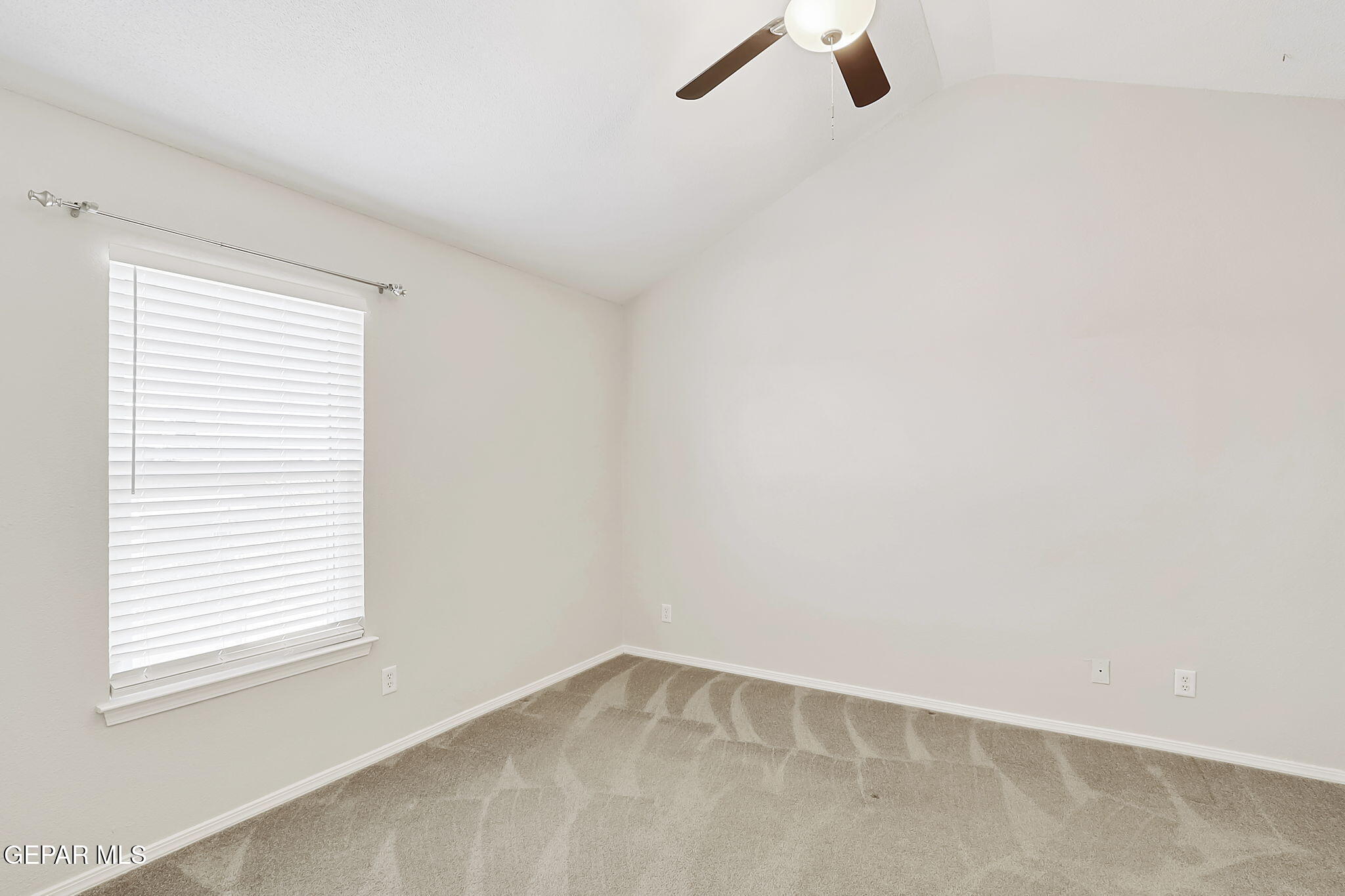601 Kearney Way El Paso, TX 79928 - Photo 31 of 46 26-web-or-mls-IMG_8129